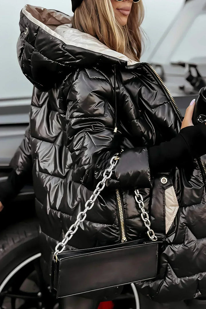 Leichte Damen Winterjacke mit Kapuze und Steppung (9)
