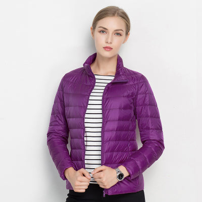 Leichte Herbstjacke im modernen Stil in Lila
