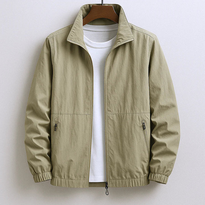 Leichte Herren Jacke im modernen Schnitt in Khaki