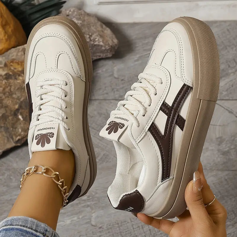 Leichte Orthopädische Sneaker in Braun
