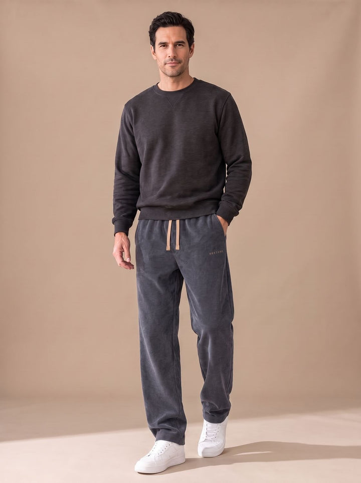 Lockere Herren Cordhose im Straight-Leg-Schnitt in Grau