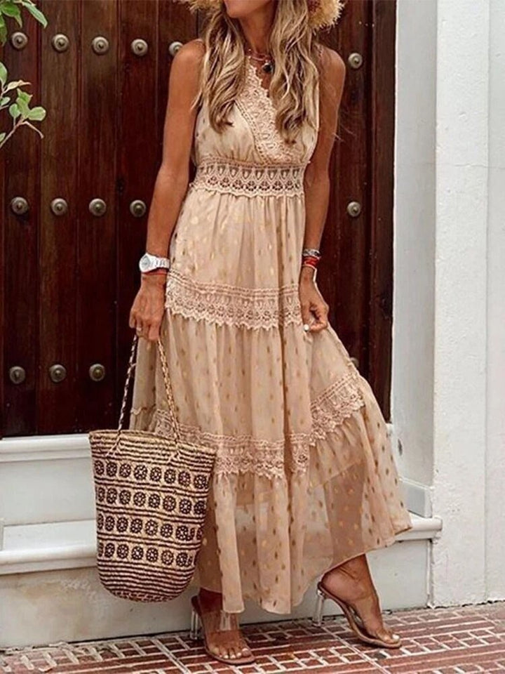 Luftiges Boho-Maxikleid für Hochzeitsgäste in Beige