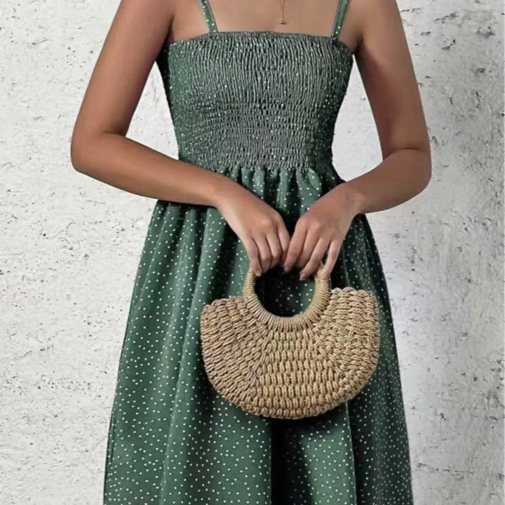 Luftiges gepunktetes Sommerkleid (6)
