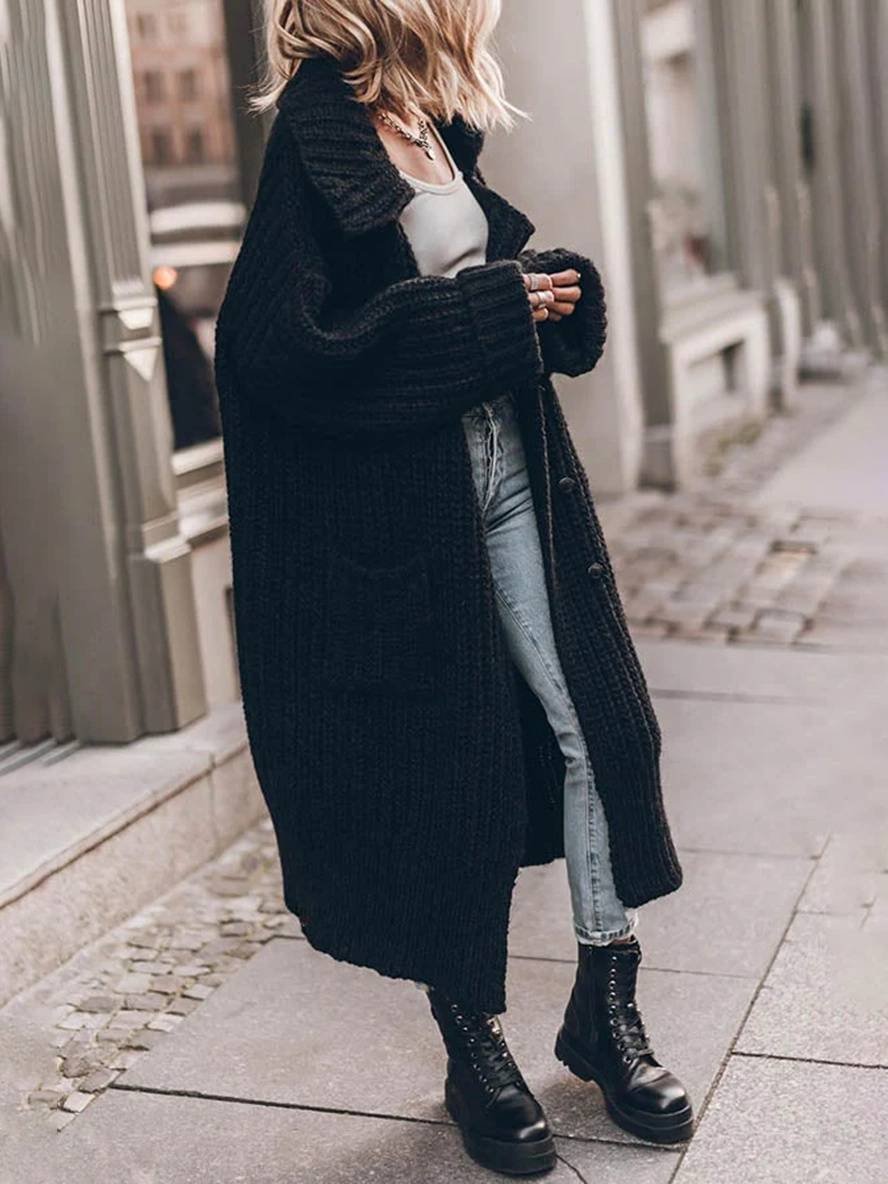 Maxi Damen Strickjacke aus Rippstrick in Schwarz