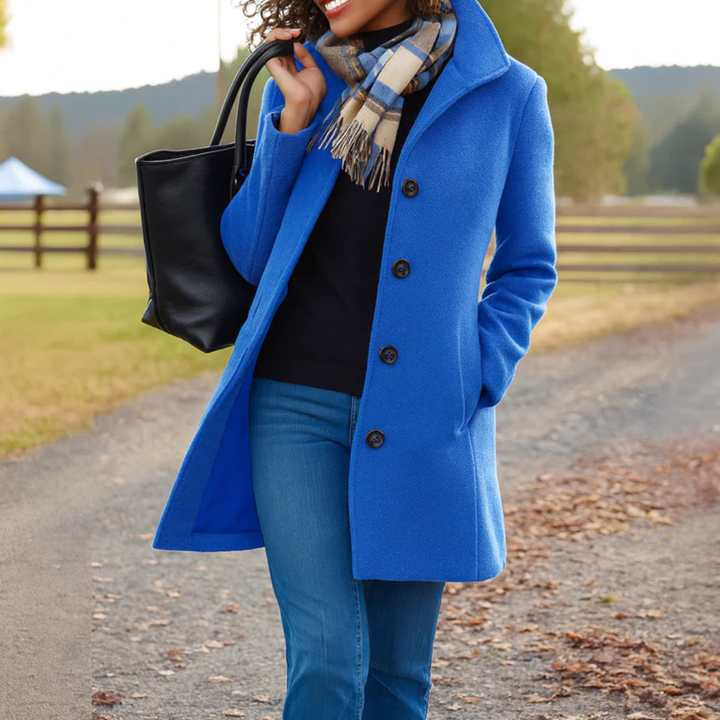 Mittellanger Damen Wintermantel im klassischen Stil in Blau