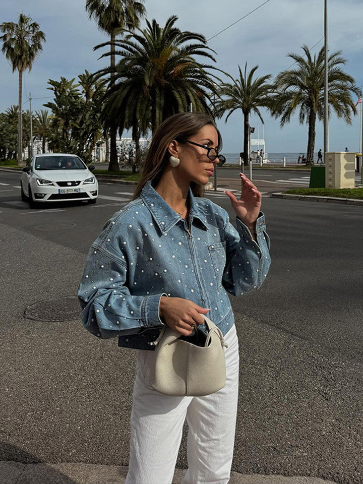 Moderne Damen Winterjacke aus Denim mit Perlenbesatz in Hellblau