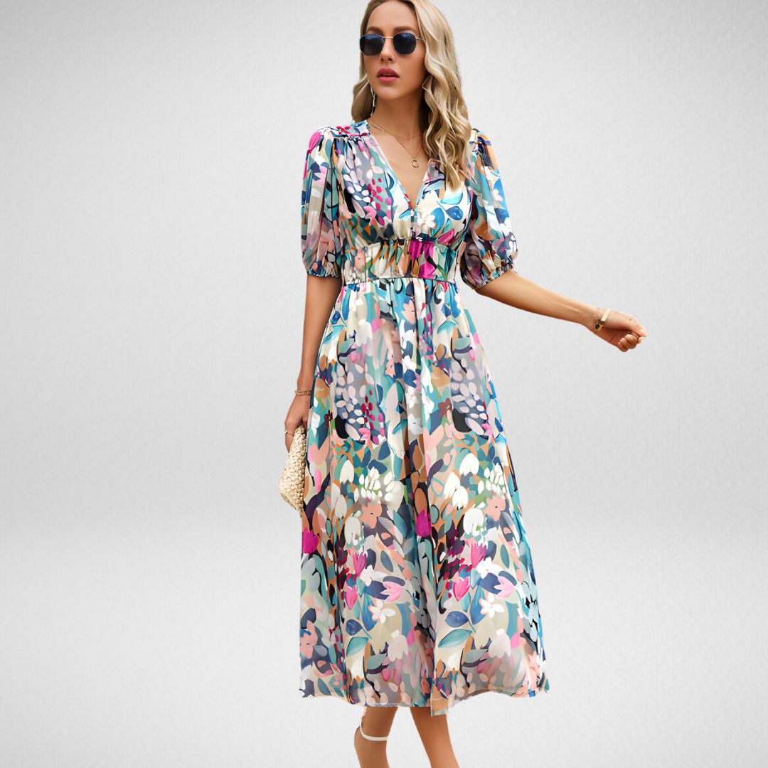 Modernes Maxikleid für den Sommer in Grün