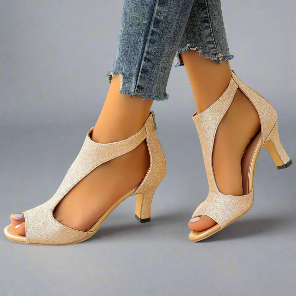 Orthopädische Komfortsandalen mit Absatz in Goldfarben