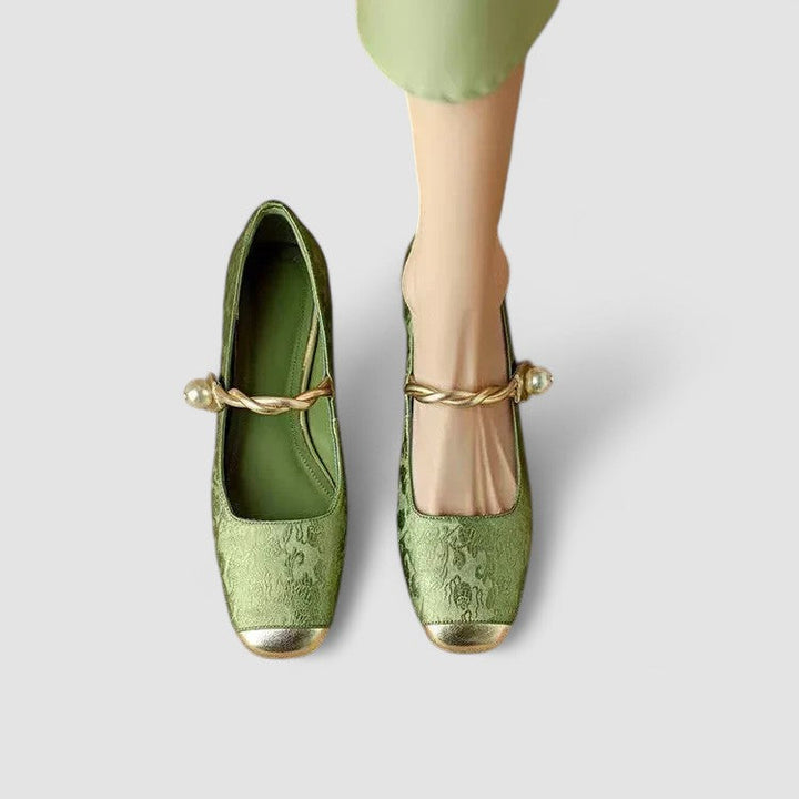 Orthopädische Mary Janes mit Vintage-Charme (3)