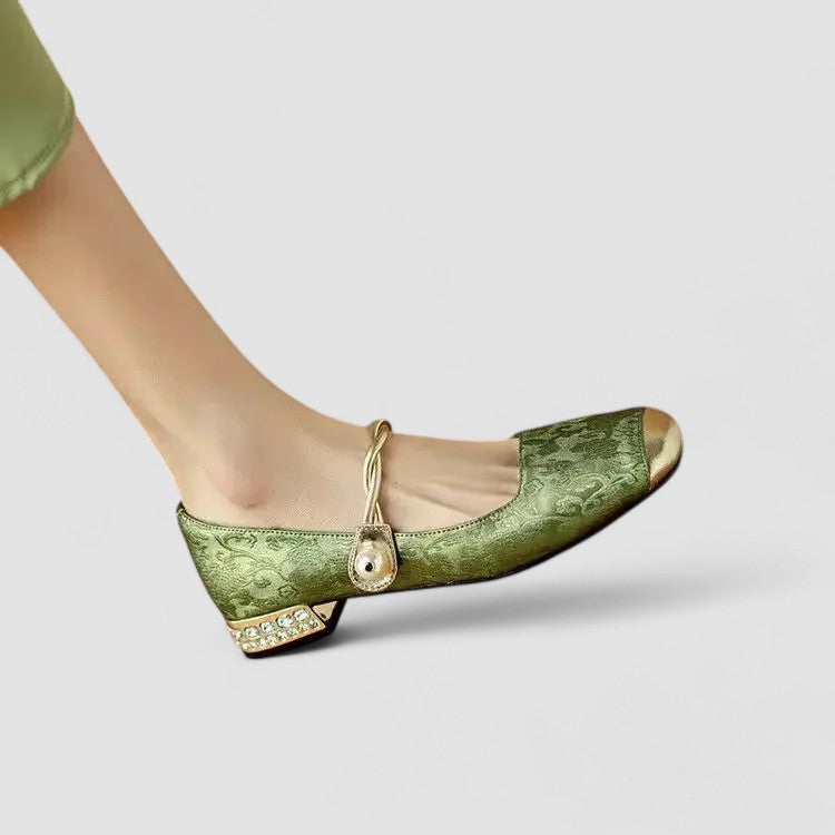Orthopädische Mary Janes mit Vintage-Charme (4)