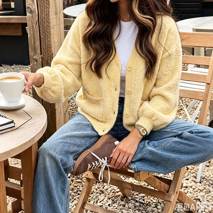 Oversized Damen Strickjacke aus Teddy-Fleece (4)