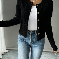Lara | Raffinierte Zopfstrick Cardigan