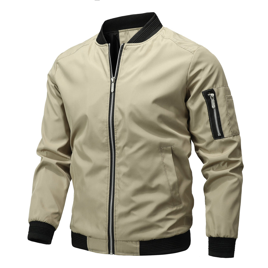 Schwarze Herren Winterjacke im Bomberstil in Khaki