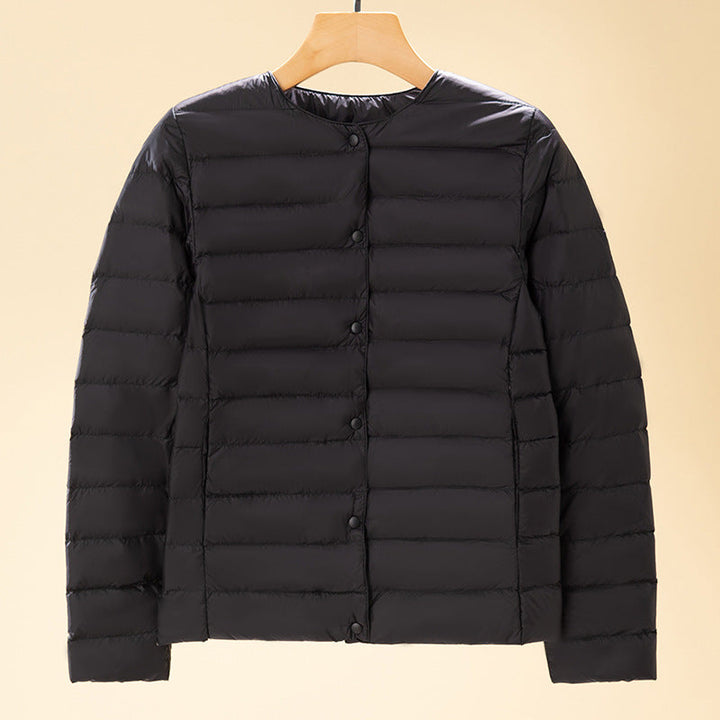 Taillierte Damen Winterjacke mit feiner Steppung in Schwarz