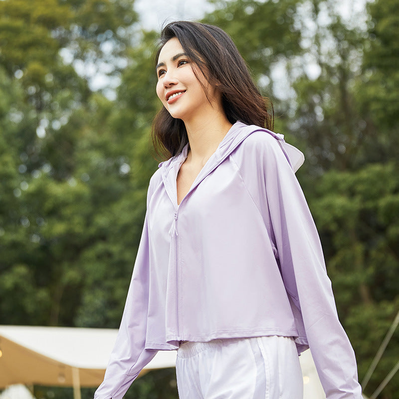 Ultraleichte Damen Winterjacke mit Kapuze für Outdoor in Dunstviolett