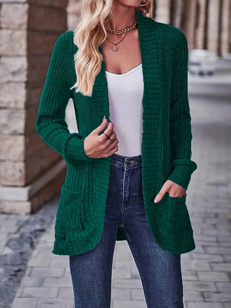Vielseitige Damen Strickjacke aus weichem Rippstrick in Dunkelgrün