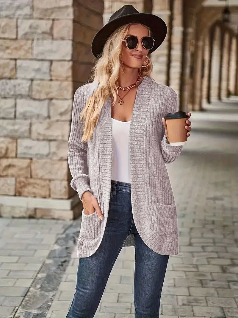 Vielseitige Damen Strickjacke aus weichem Rippstrick in Helllila