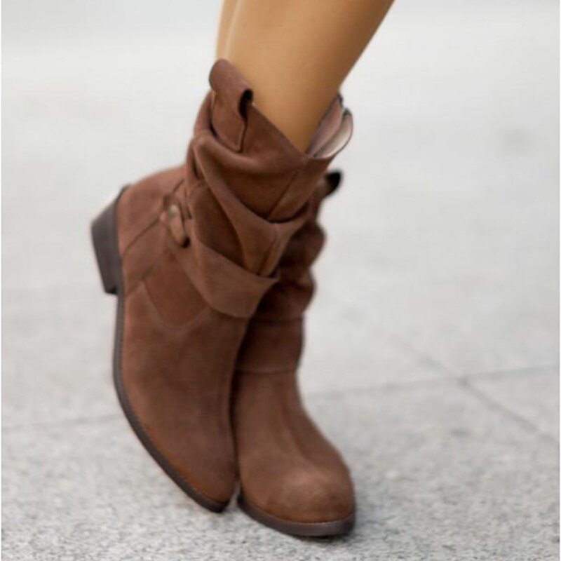 Warme Damen Stiefeletten für den Herbst in Dunkelbraun
