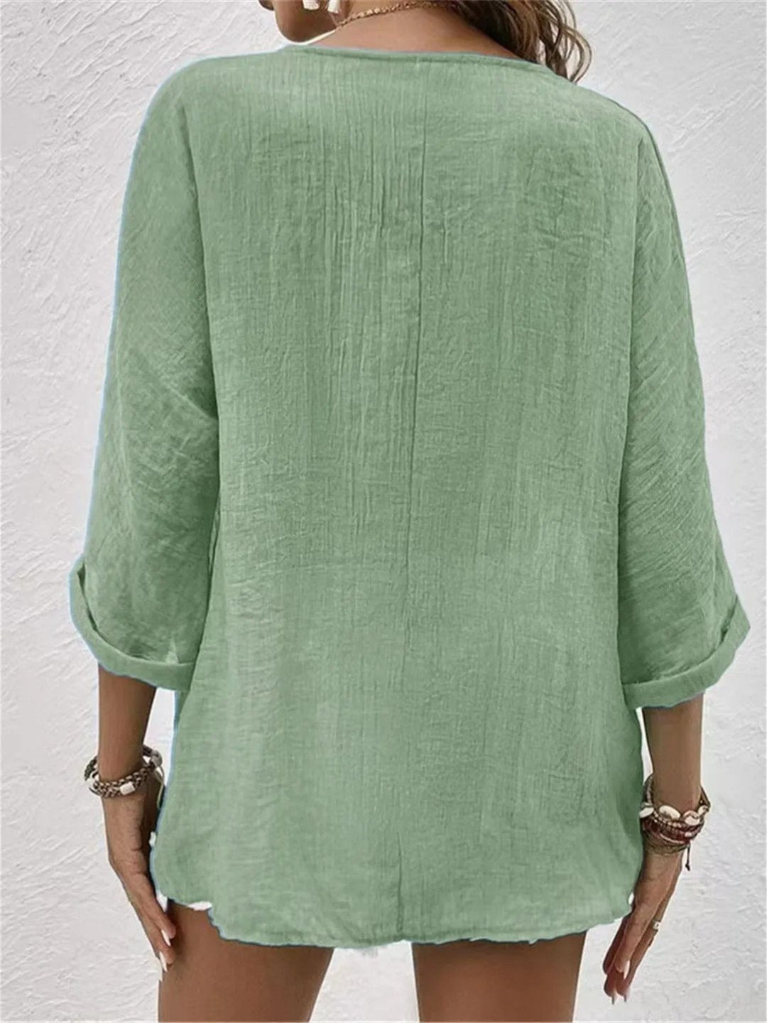 Weiche Knitter-Bluse mit V-Ausschnitt (4)