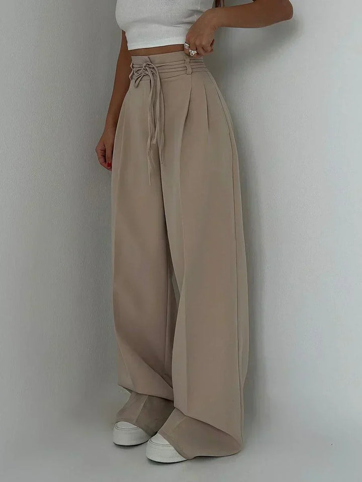 Zeitlose elegante Weite Hosen in Beige