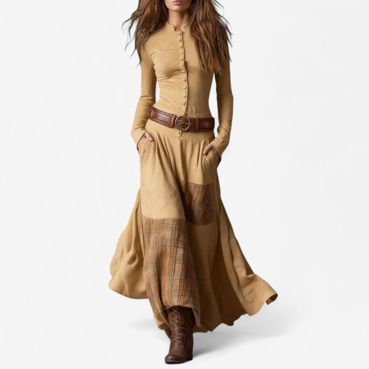 Zeitloses Hochzeitsgastkleid für Herbst in Aprikose